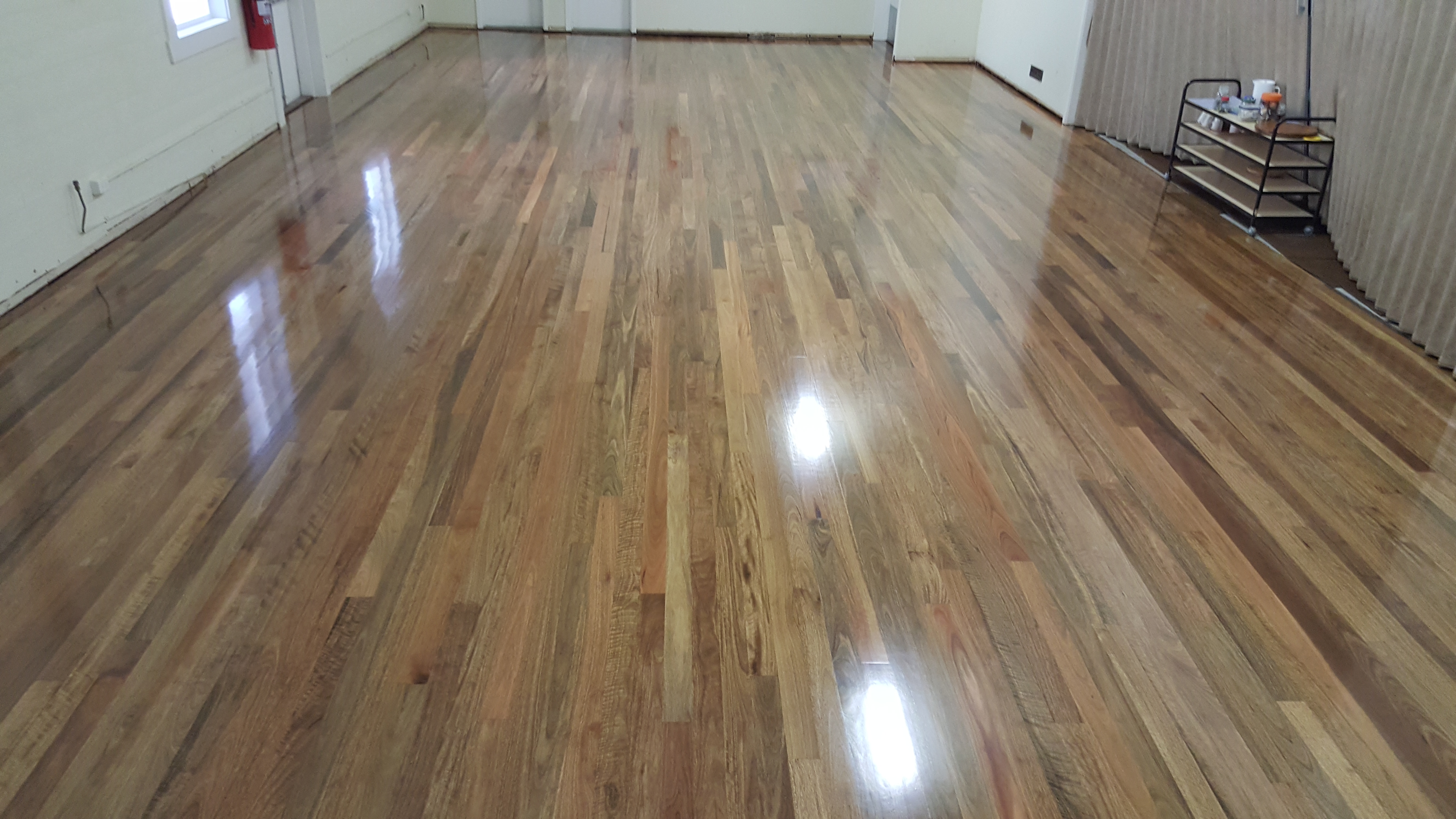 About Superbly Polished Floor